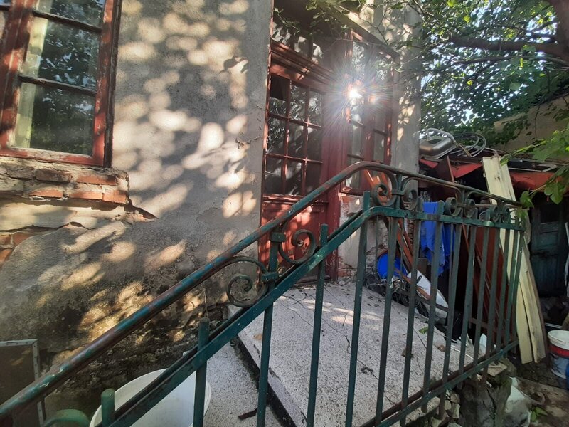 Teleajen, zona Iancului, Muncii, vila P plus 1 plus M.